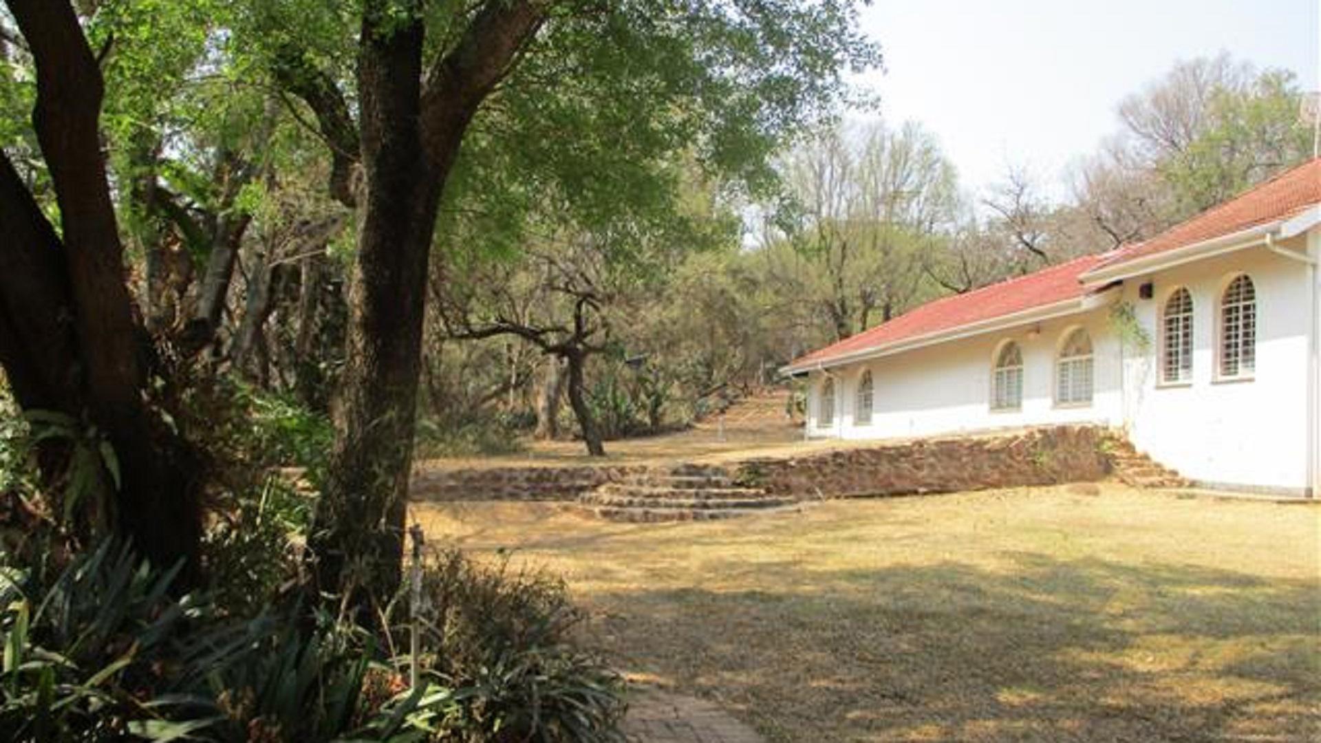 Front View of property in Hartebeesfontein