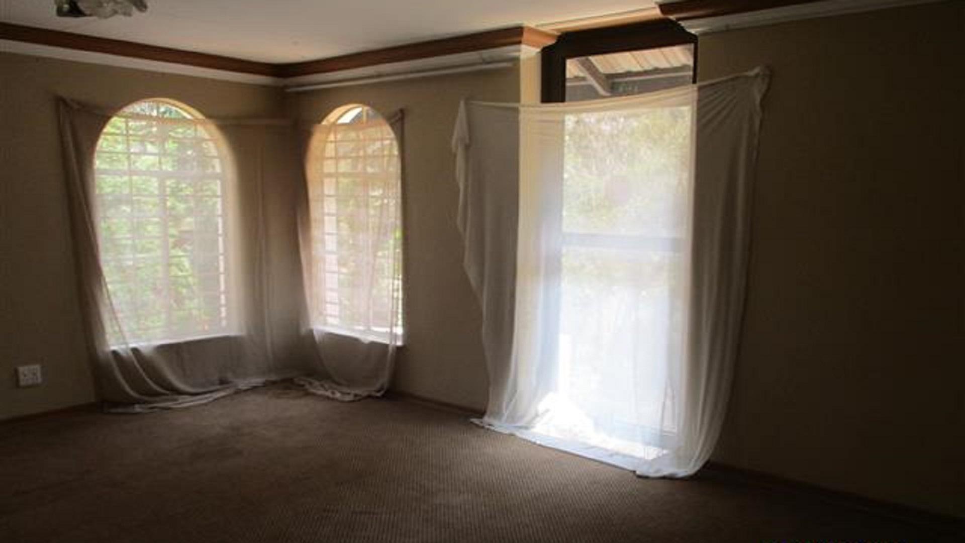 Lounges of property in Hartebeesfontein