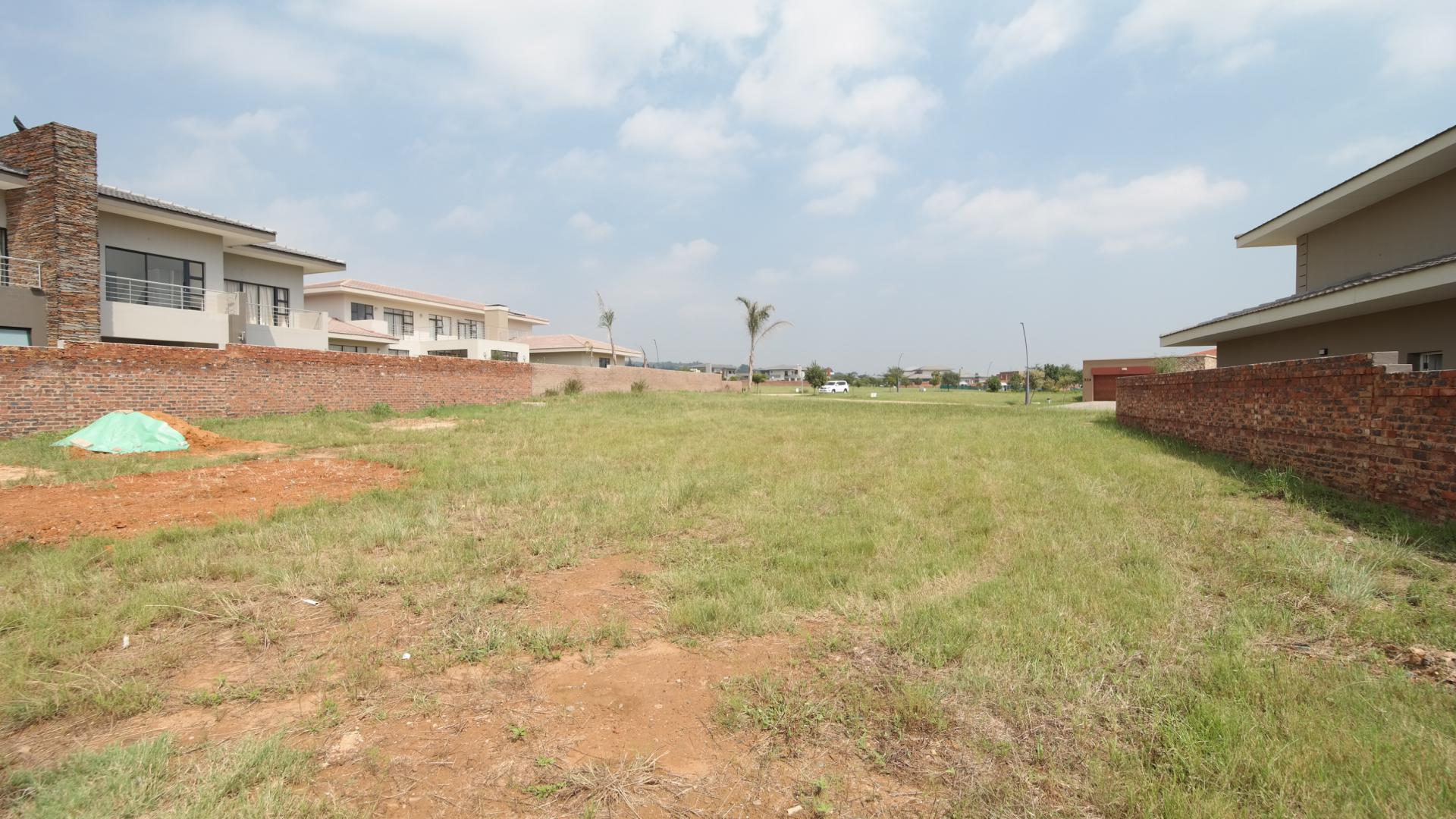 Front View of property in Lombardy Estate