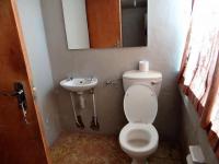 Main Bathroom of property in Beaufort West