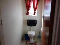 Bathroom 1 of property in Beaufort West