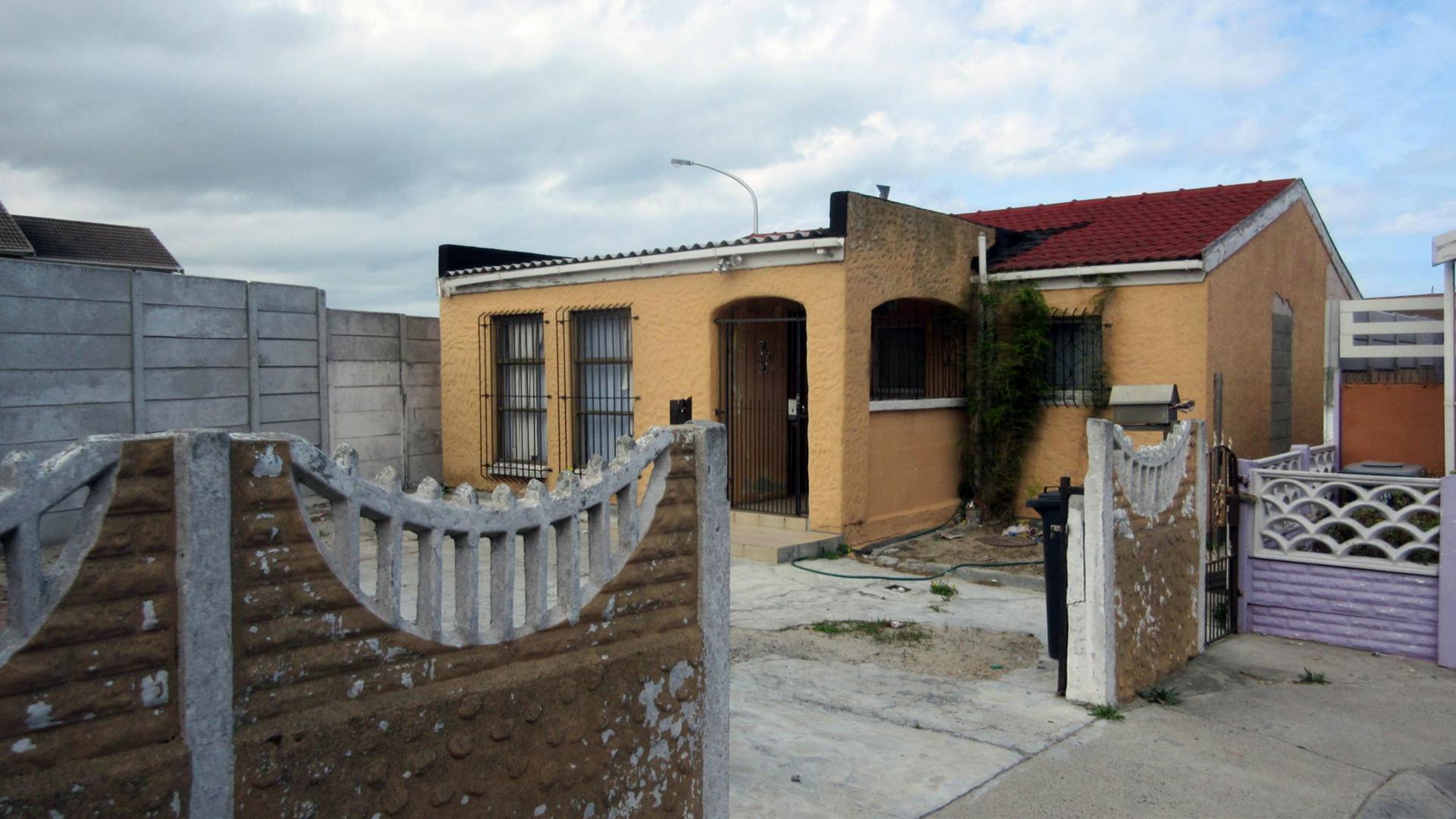 Front View of property in Mitchells Plain