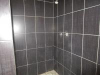 Bathroom 2 - 6 square meters of property in Bedworth Park