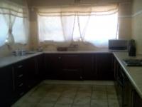 Kitchen - 28 square meters of property in Bedworth Park