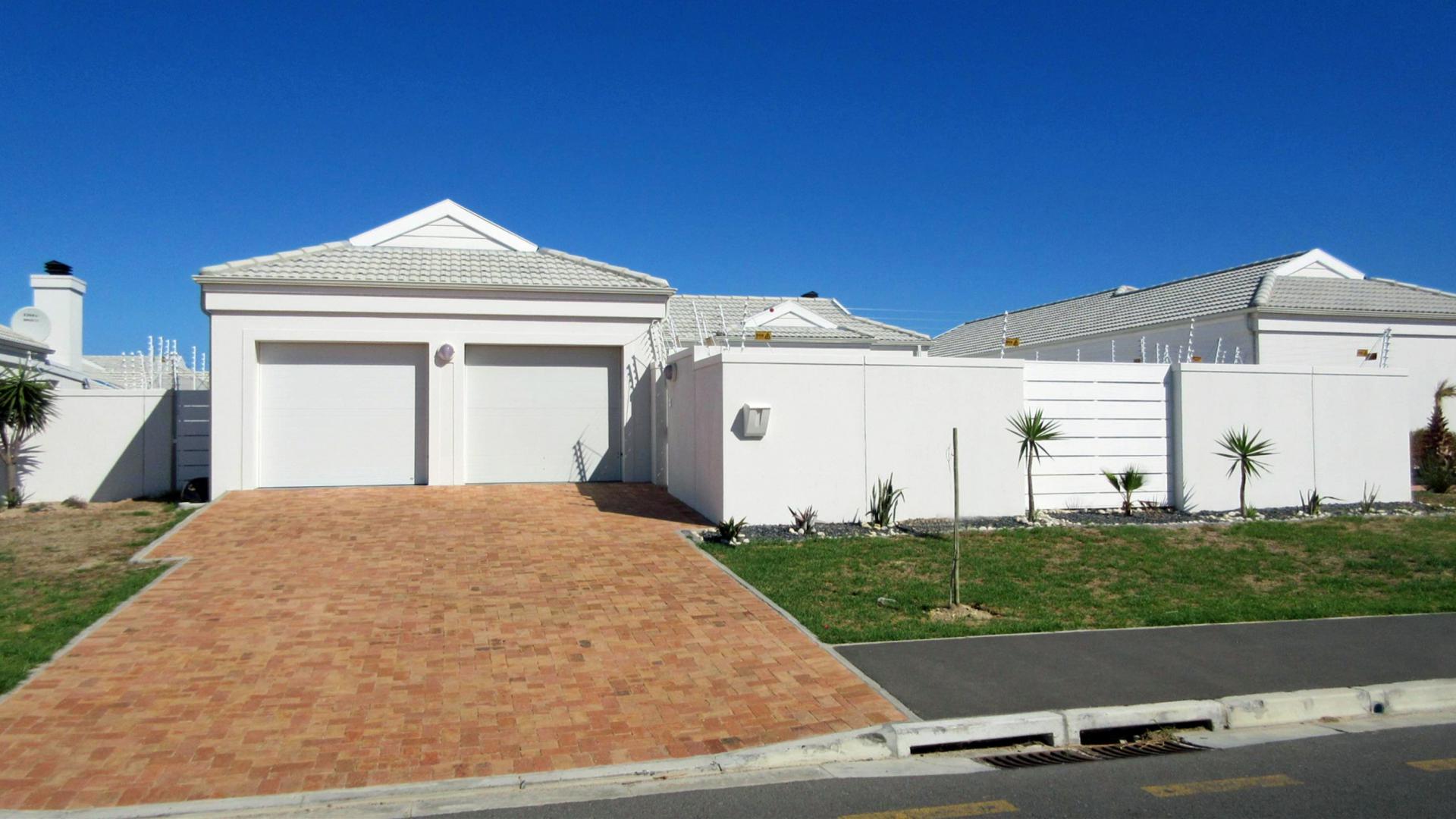 Front View of property in Sunningdale - CPT