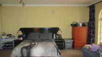 Bed Room 1 - 28 square meters of property in Walkers Fruit Farms SH