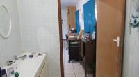 Bathroom 1 - 6 square meters of property in Walkers Fruit Farms SH