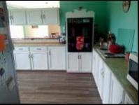 Kitchen - 9 square meters of property in Jeffrey's Bay