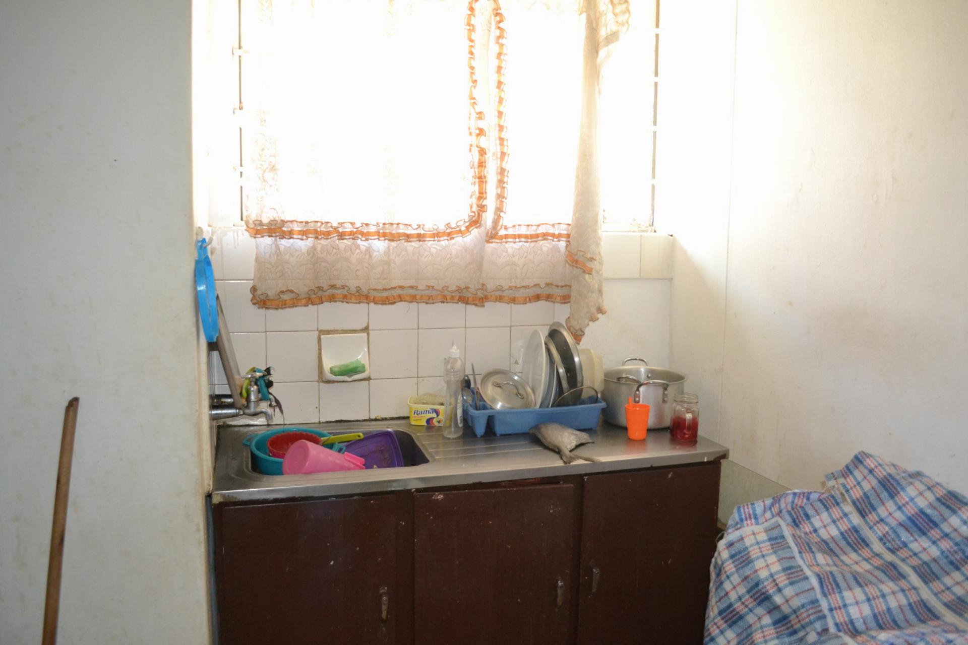 Kitchen - 9 square meters of property in Sunnyside