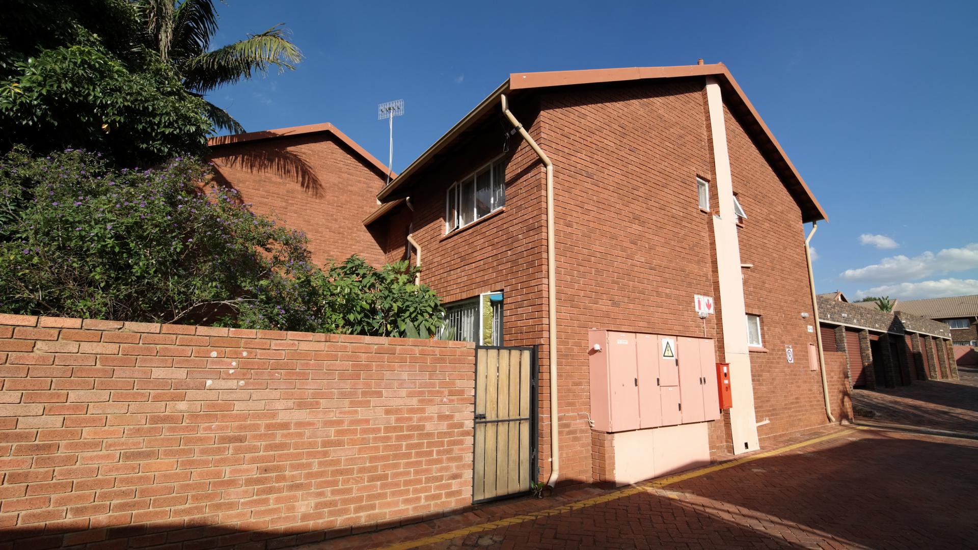 Front View of property in Garsfontein