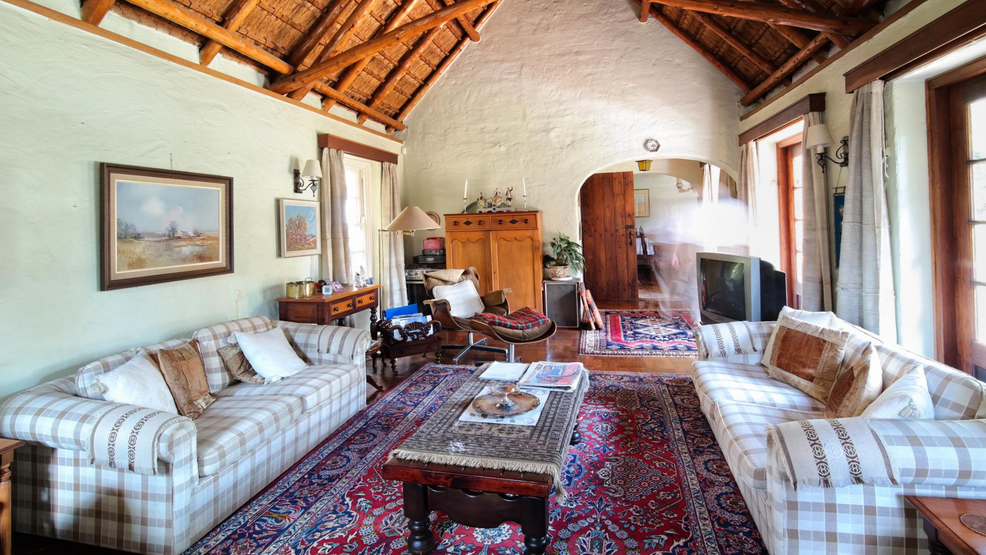 Lounges of property in Waterkloof Glen