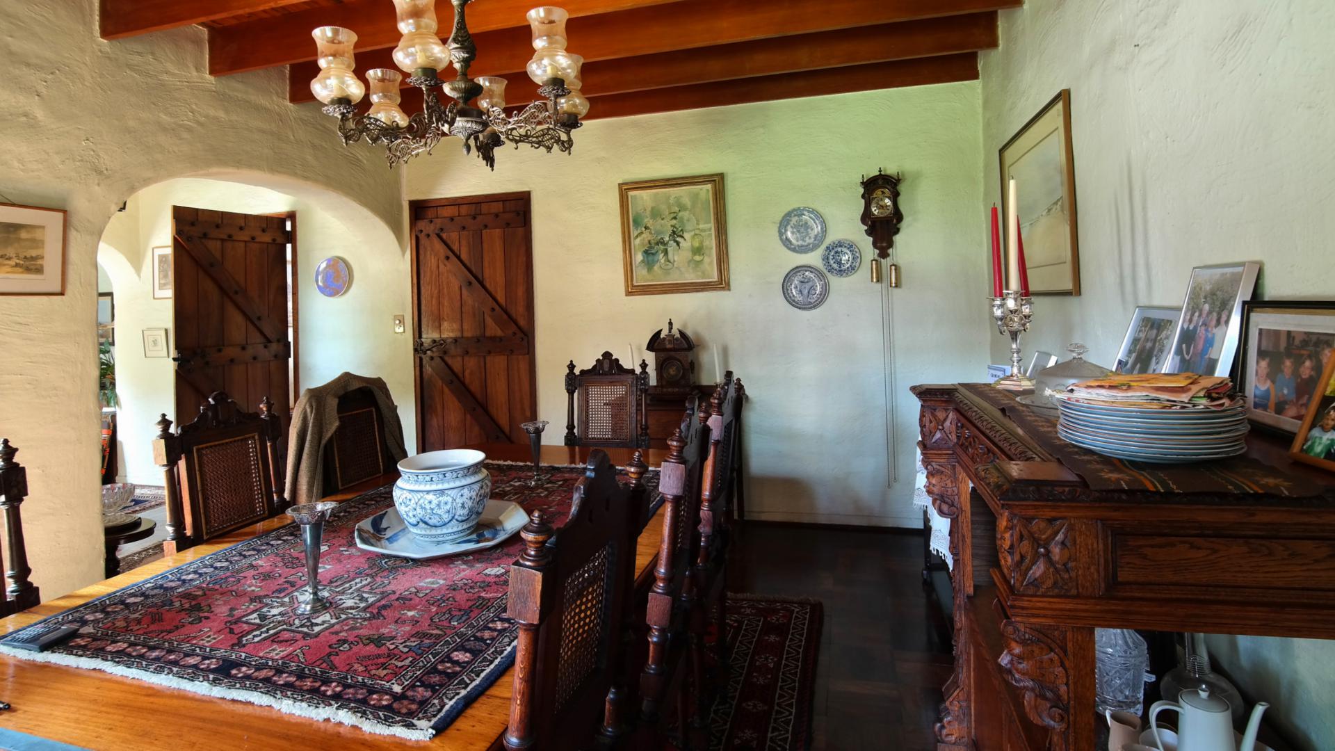 Dining Room of property in Waterkloof Glen