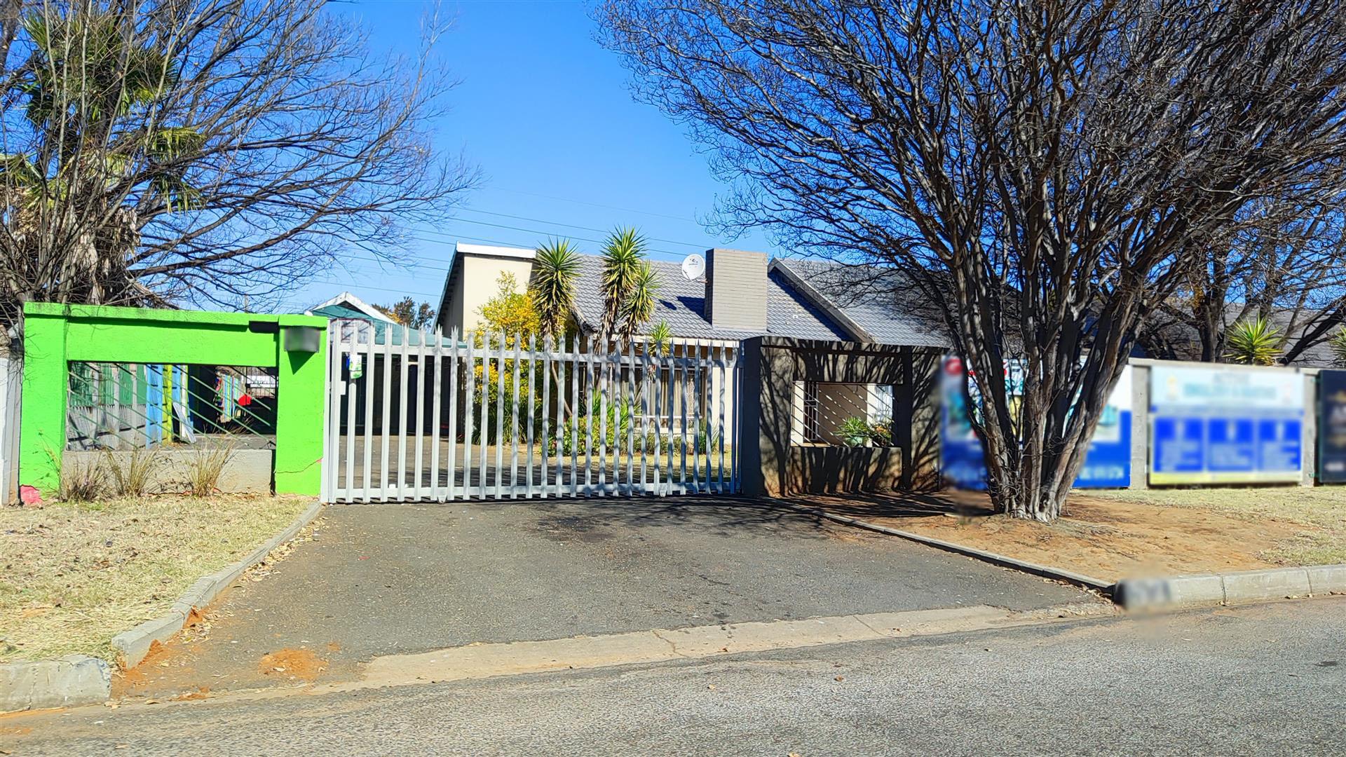 Front View of property in Risiville