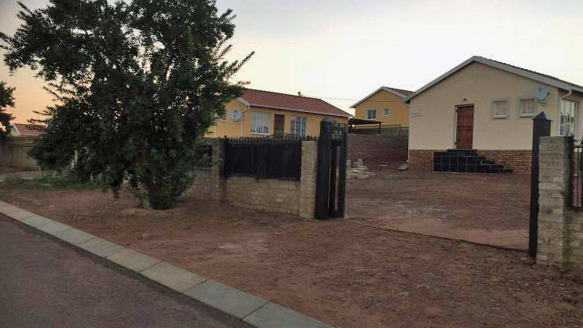 Front View of property in Mabopane