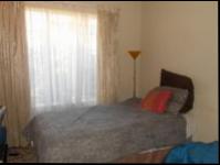 Bed Room 1 - 13 square meters of property in Sundowner