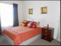 Bed Room 2 - 18 square meters of property in Sundowner