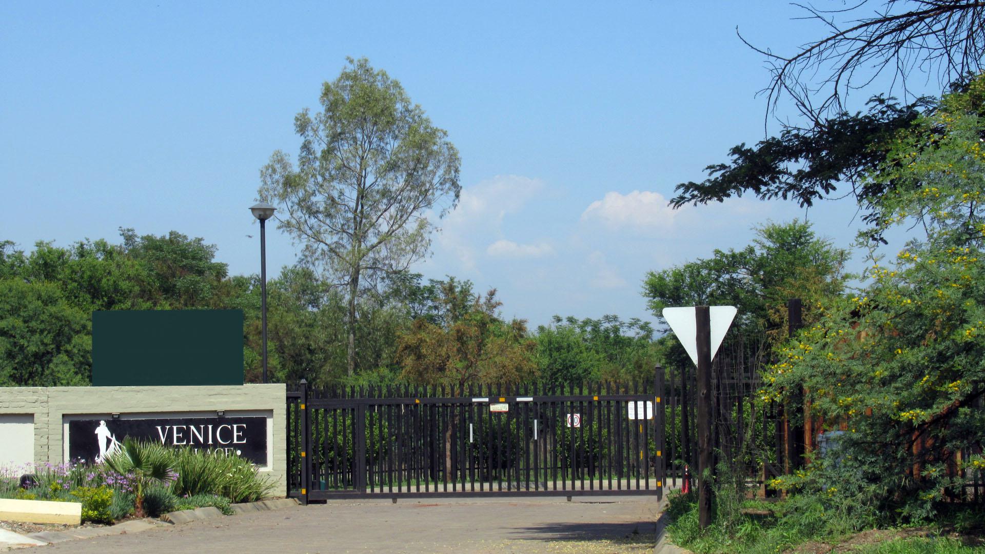 Front View of property in Ifafi