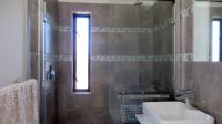 Bathroom 3+ - 4 square meters of property in Ifafi