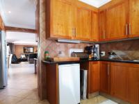 Scullery - 10 square meters of property in Willow Acres Estate