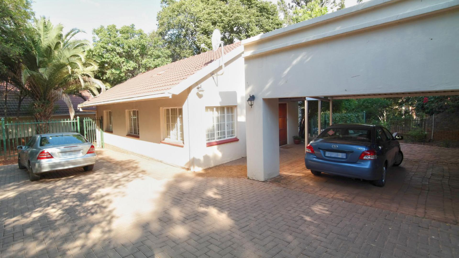 Front View of property in Waterkloof Glen