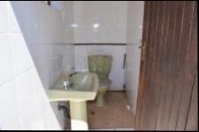 Guest Toilet - 3 square meters of property in Hilton