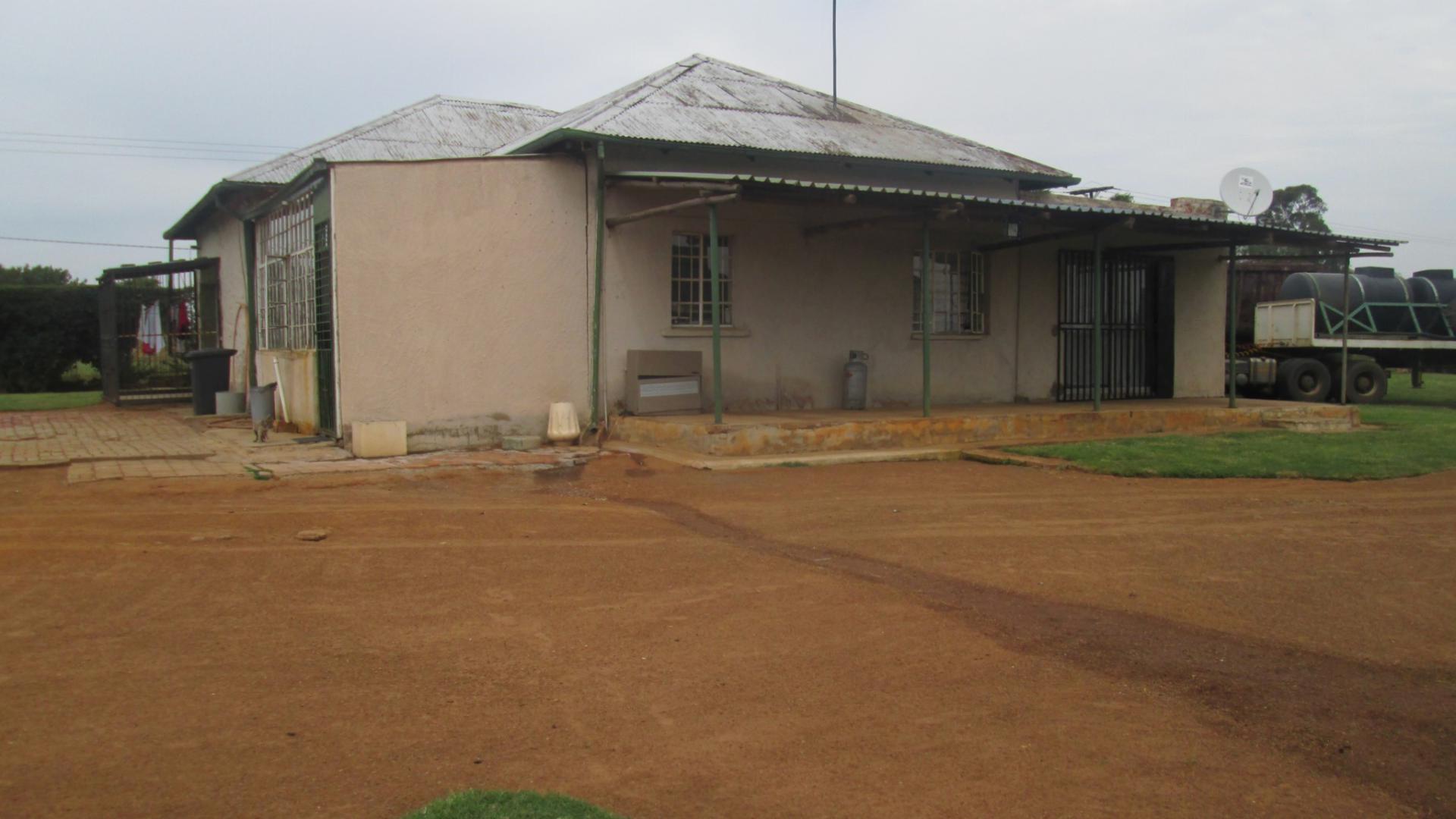 Front View of property in The Balmoral Estates