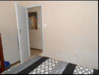 Main Bedroom - 11 square meters of property in Protea Glen