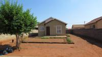 3 Bedroom 2 Bathroom House for Sale for sale in Protea Glen