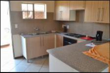 Kitchen - 11 square meters of property in Sagewood