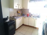 Kitchen - 17 square meters of property in Zakariyya Park
