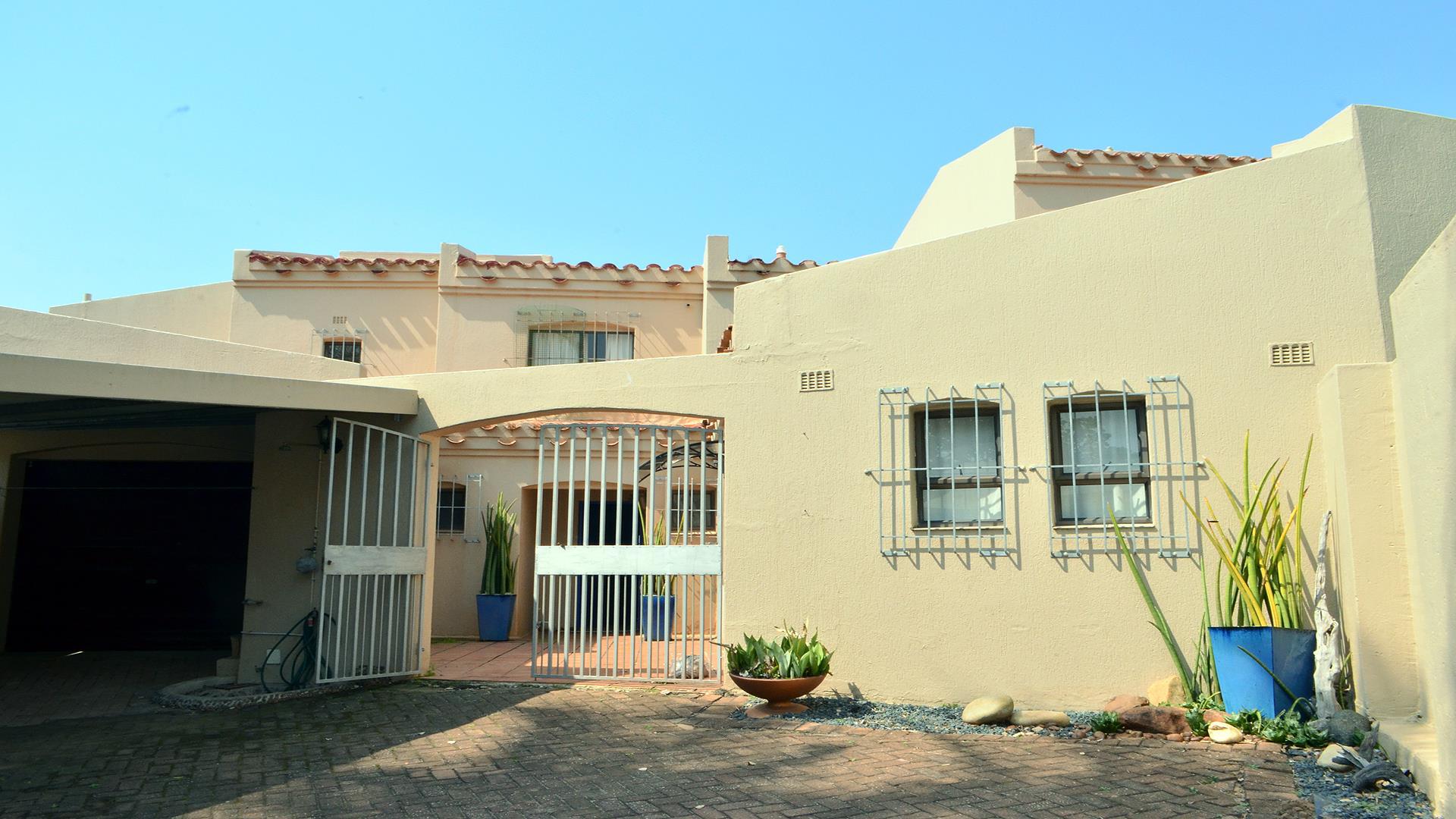 Front View of property in Zinkwazi