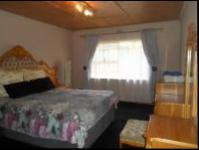 Bed Room 1 - 24 square meters of property in Lenasia South