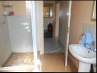 Bathroom 2 - 9 square meters of property in Lenasia South