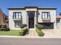 3 Bedroom 3 Bathroom House for Sale for sale in Olympus