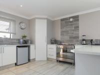 Kitchen - 20 square meters of property in Heron Hill Estate