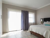 Main Bedroom - 19 square meters of property in Heron Hill Estate