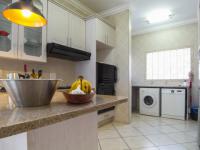 Kitchen - 12 square meters of property in The Wilds Estate