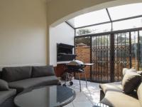 Patio - 24 square meters of property in The Wilds Estate