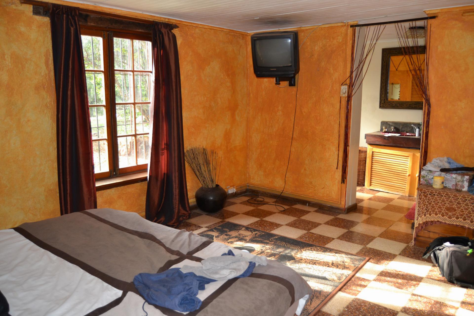 Bed Room 1 - 32 square meters of property in Pretoria Rural
