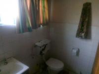 Bathroom 2 of property in De Deur