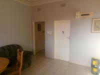 Lounges - 32 square meters of property in De Deur