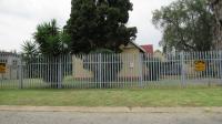 Front View of property in Brackendowns