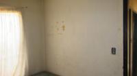 Bed Room 1 - 9 square meters of property in Mohlakeng