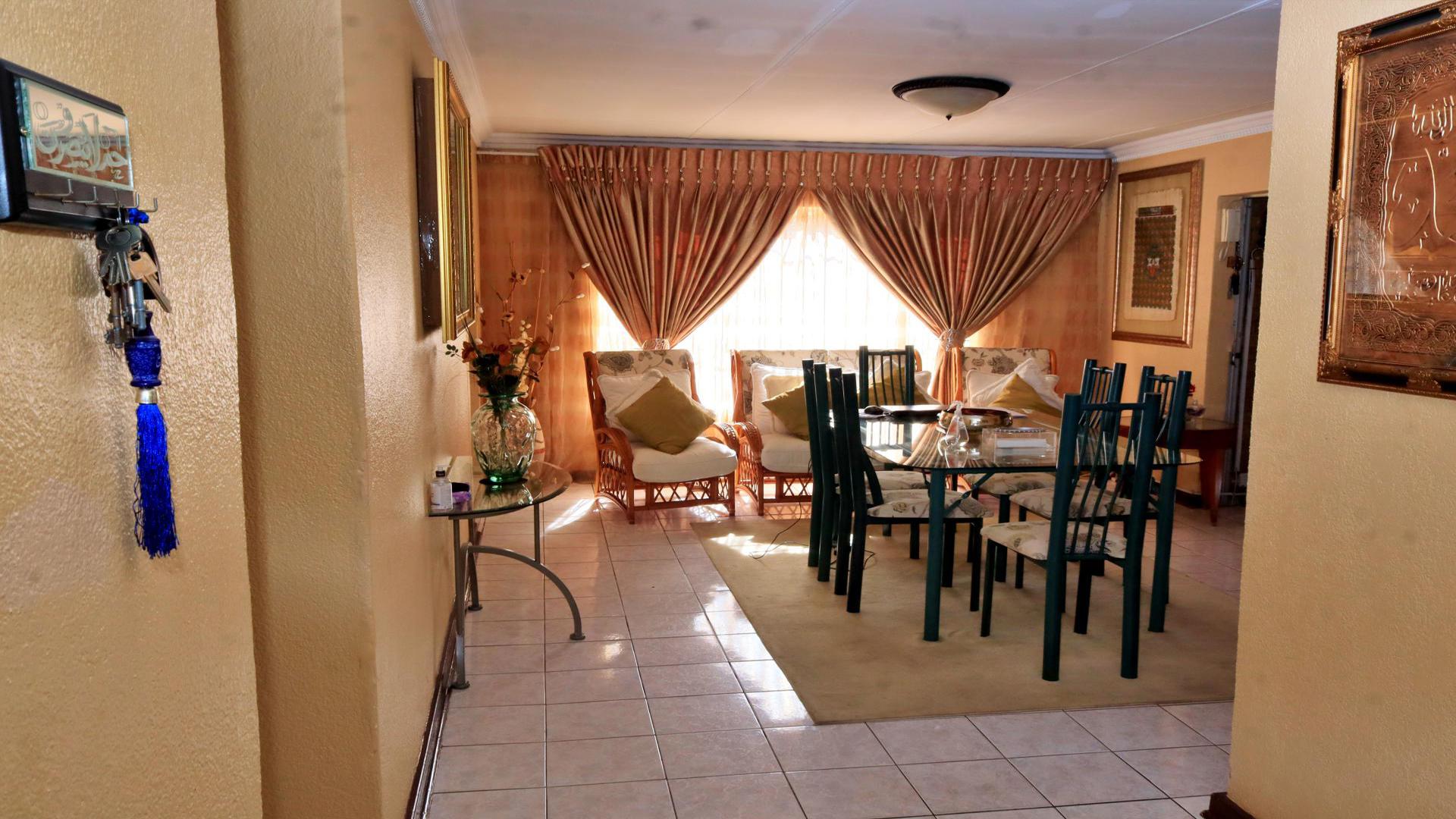 Dining Room of property in Erasmia