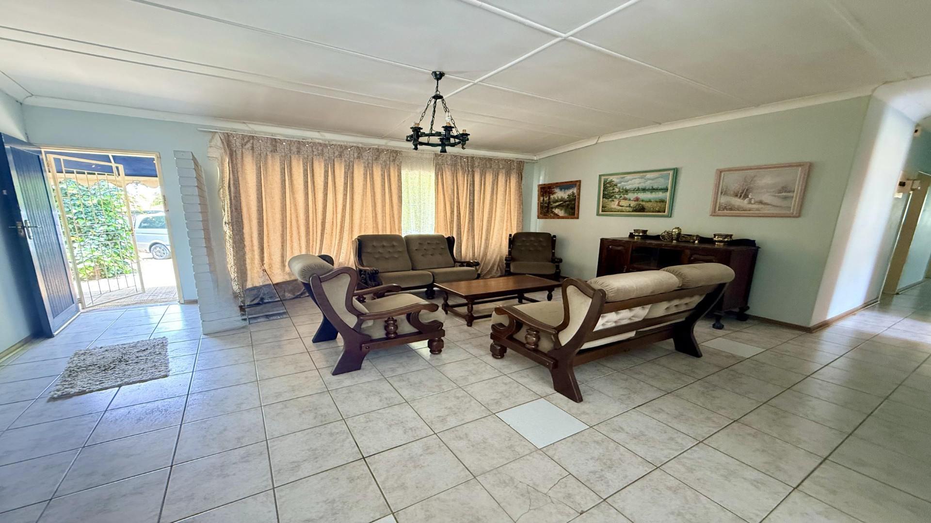 Lounges of property in Vryheid