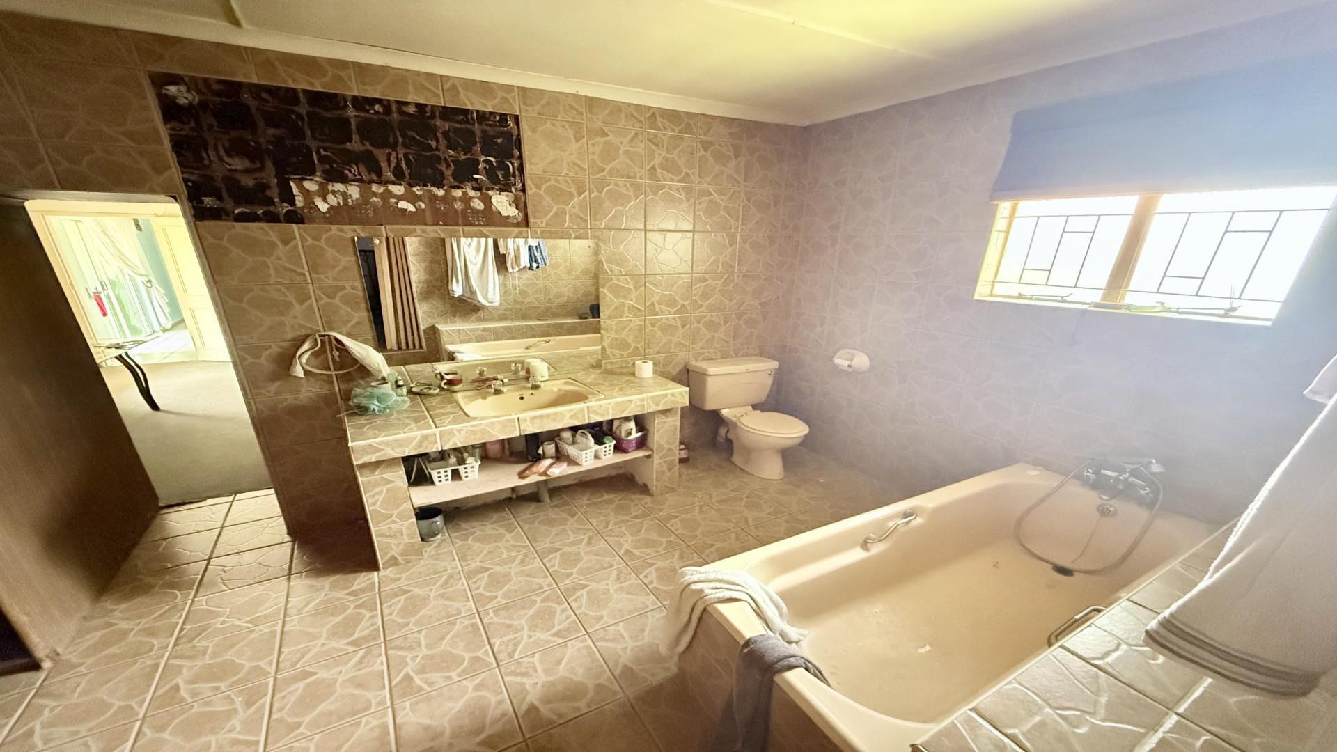 Main Bathroom of property in Vryheid