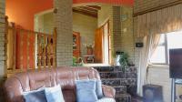 Lounges - 21 square meters of property in Padfield Park