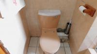 Bathroom 2 - 5 square meters of property in Padfield Park