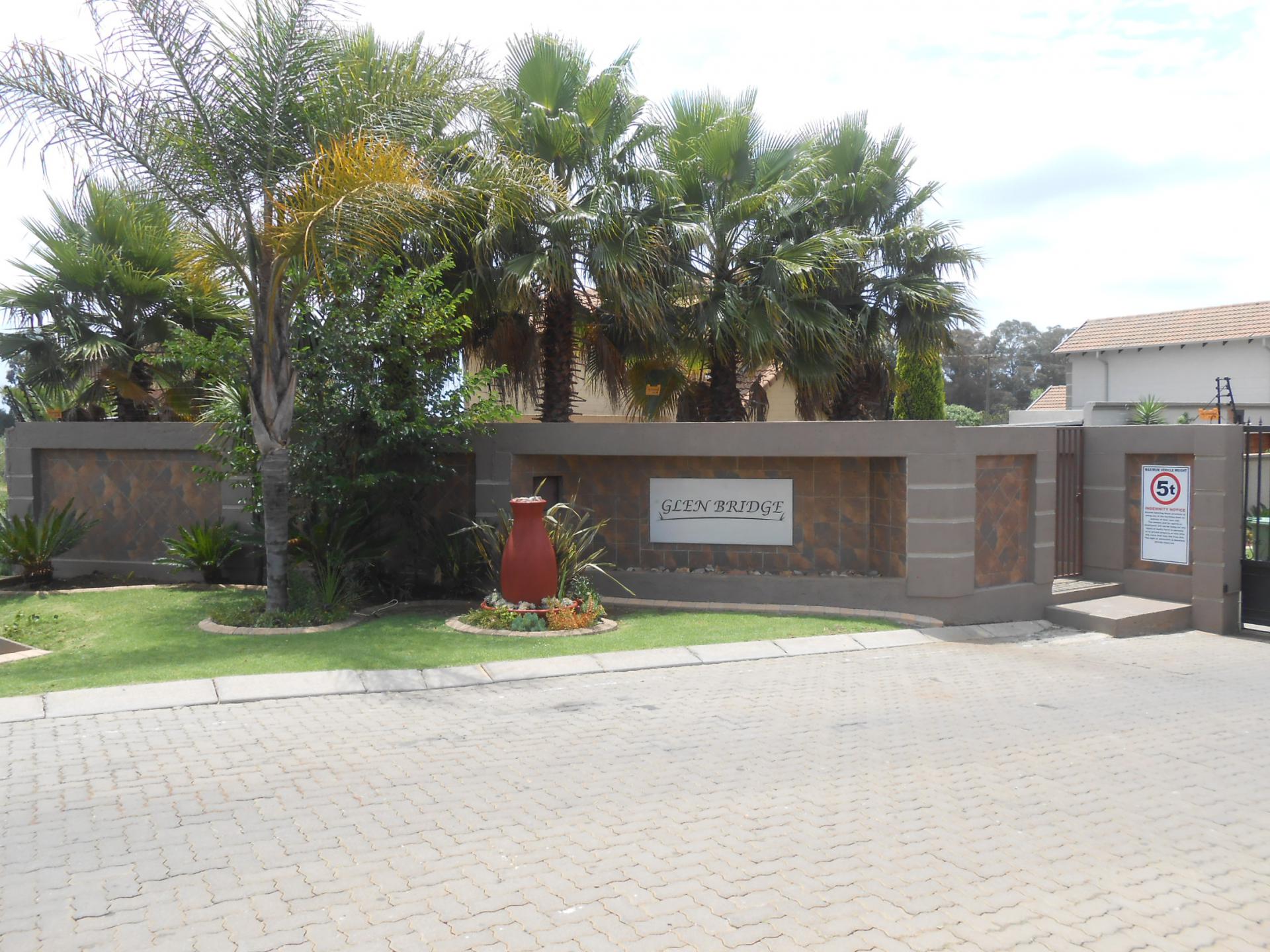 Front View of property in Kempton Park