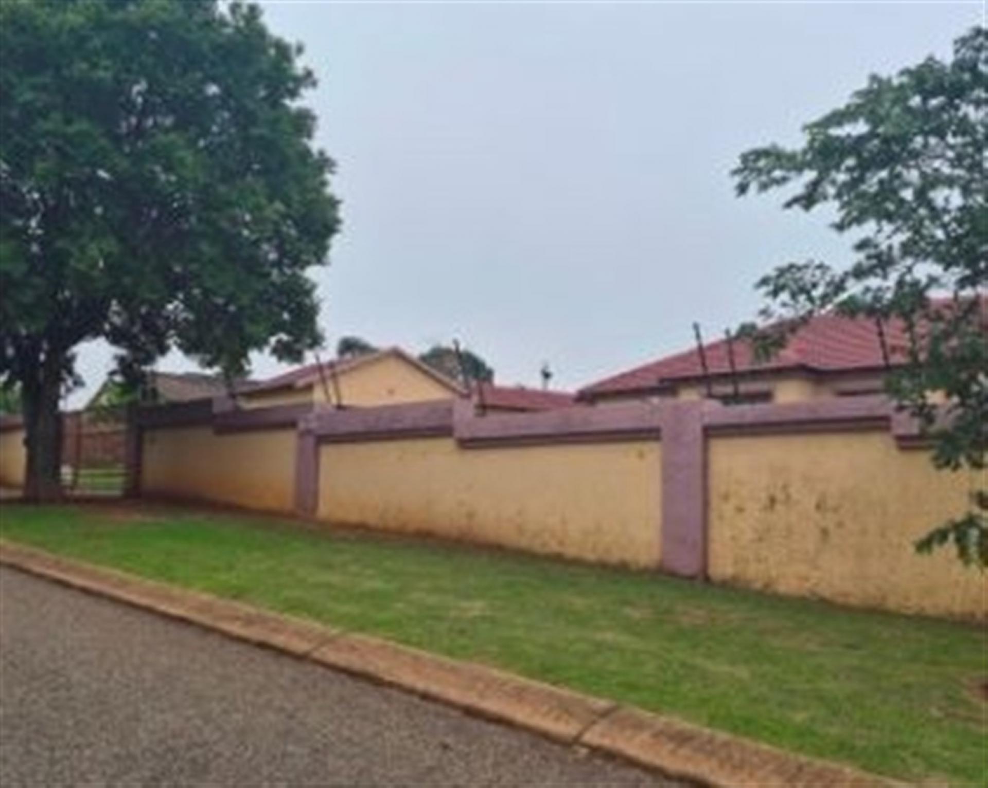Front View of property in Mindalore